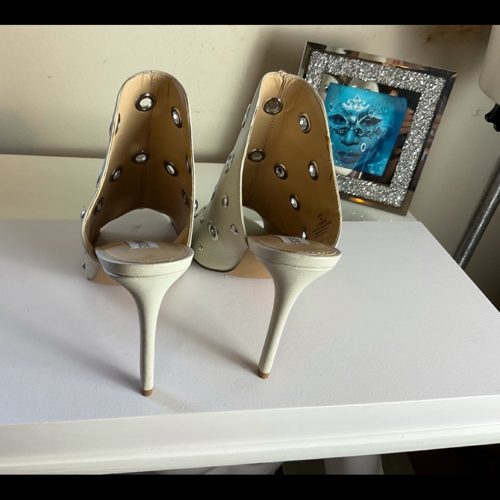 Steve Madan heels. BLACK FRIDAY DEALS CHECK OUT MY CLOSET - Picture 5 of 10
